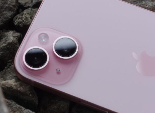 Review iPhone 15: Desain Baru, Fitur, dan Performa